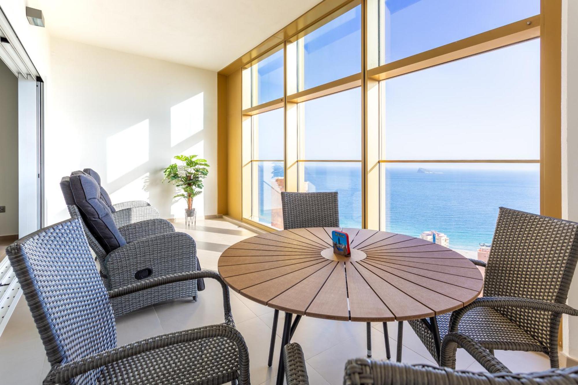 Intempo By Holuxe - 154 - 15Th Floor Apartman Benidorm Kültér fotó